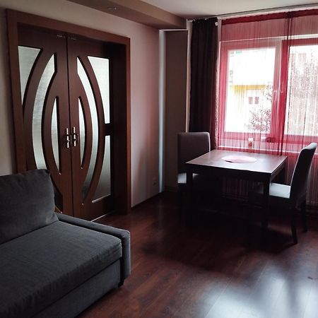 A&D Apartment Resita Exterior photo